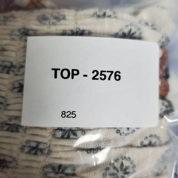 Maurices L Boho Floral Peasant Top 3/4 Sleeve Stretch Scoop Neck Geometric - Picture 7 of 7